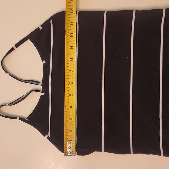 Ivivia Black White Striped Fitted Strappy Tank Size 12 - Picture 6 of 9